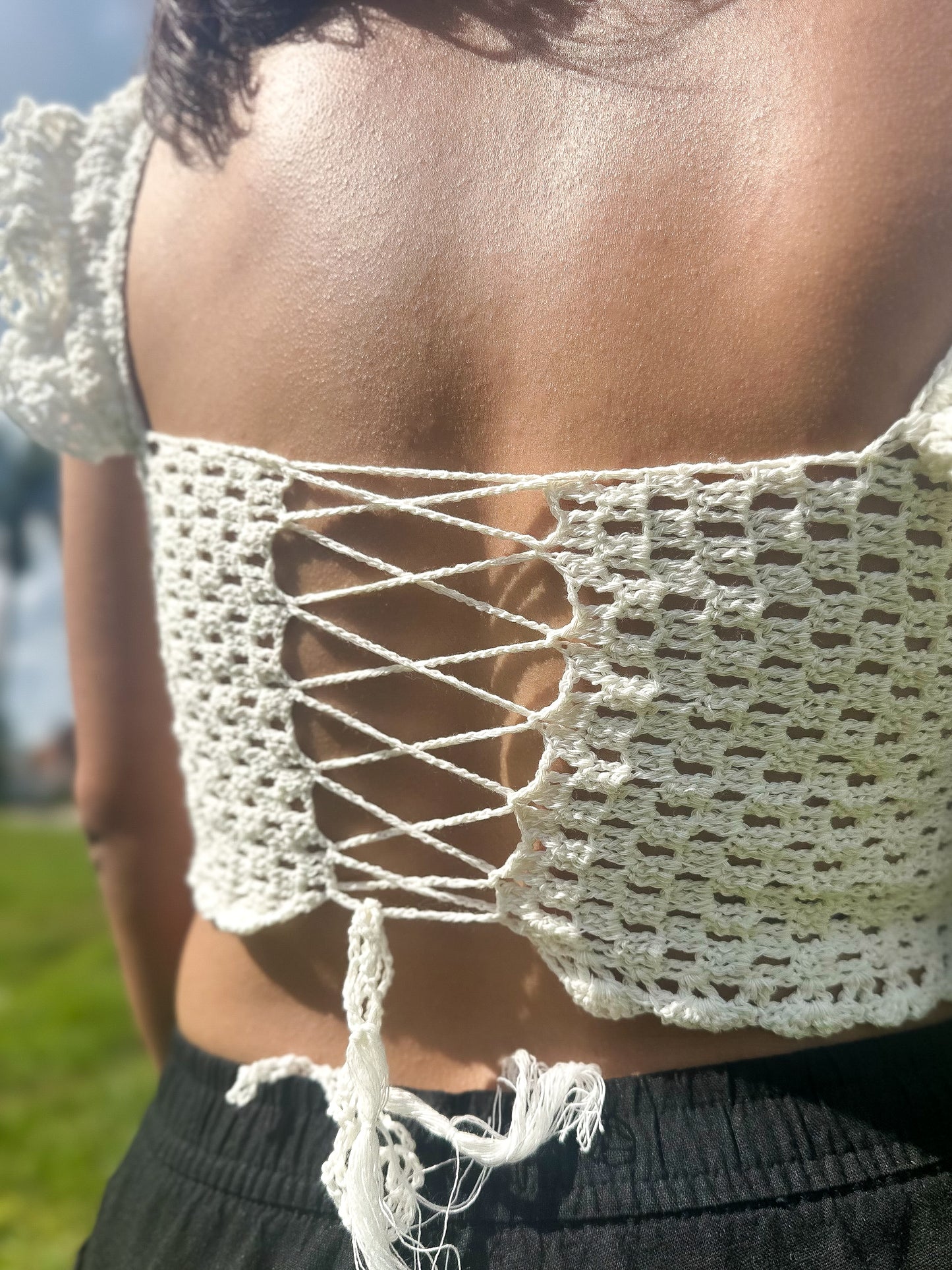 Crop Top Free Style crossed on the back